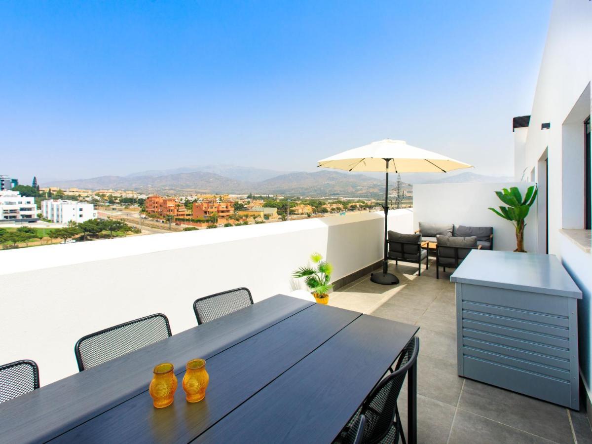 Apartment Piscis By Interhome Torre Del Mar Luaran gambar