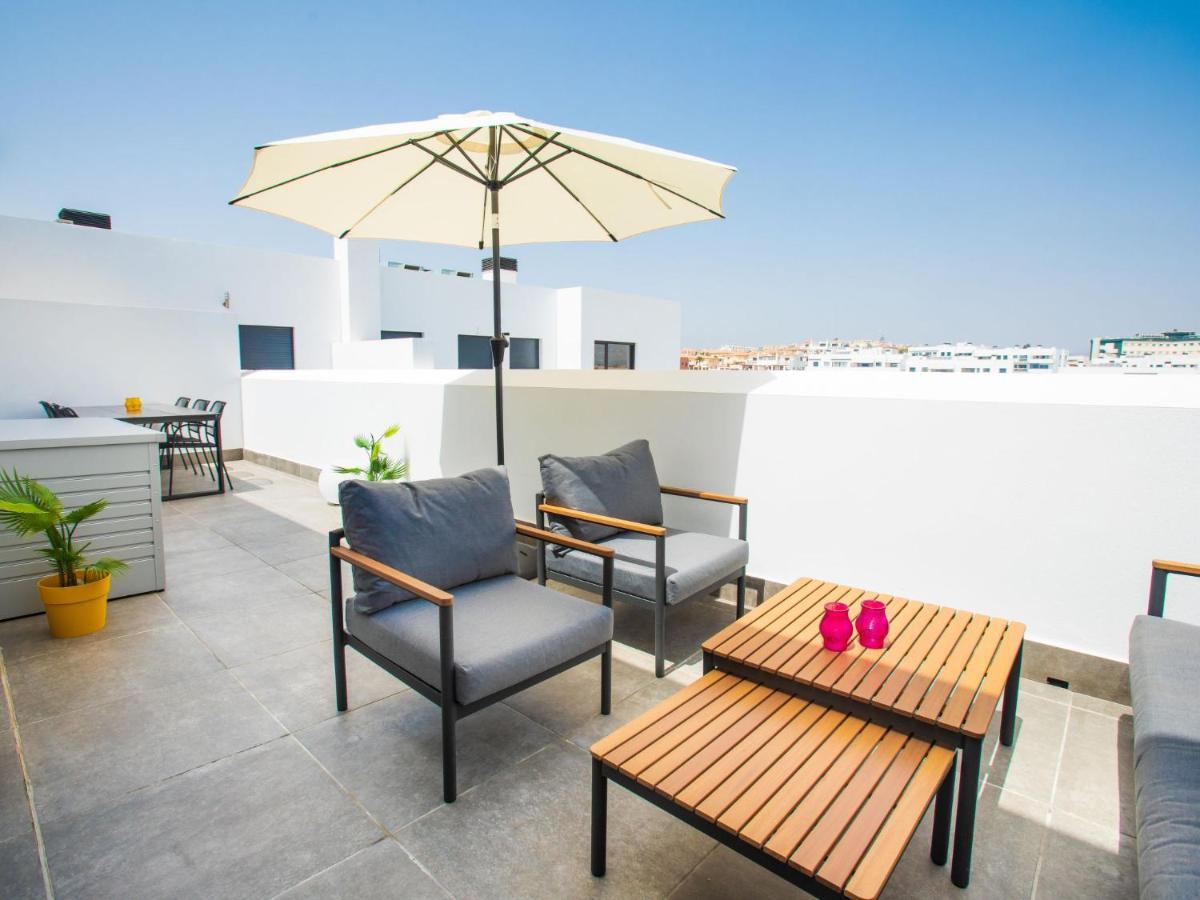 Apartment Piscis By Interhome Torre Del Mar Luaran gambar